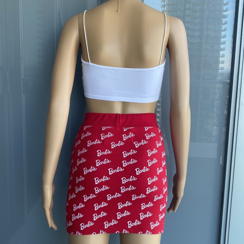 Misguided Barbie Skirt - Picture 4 of 13